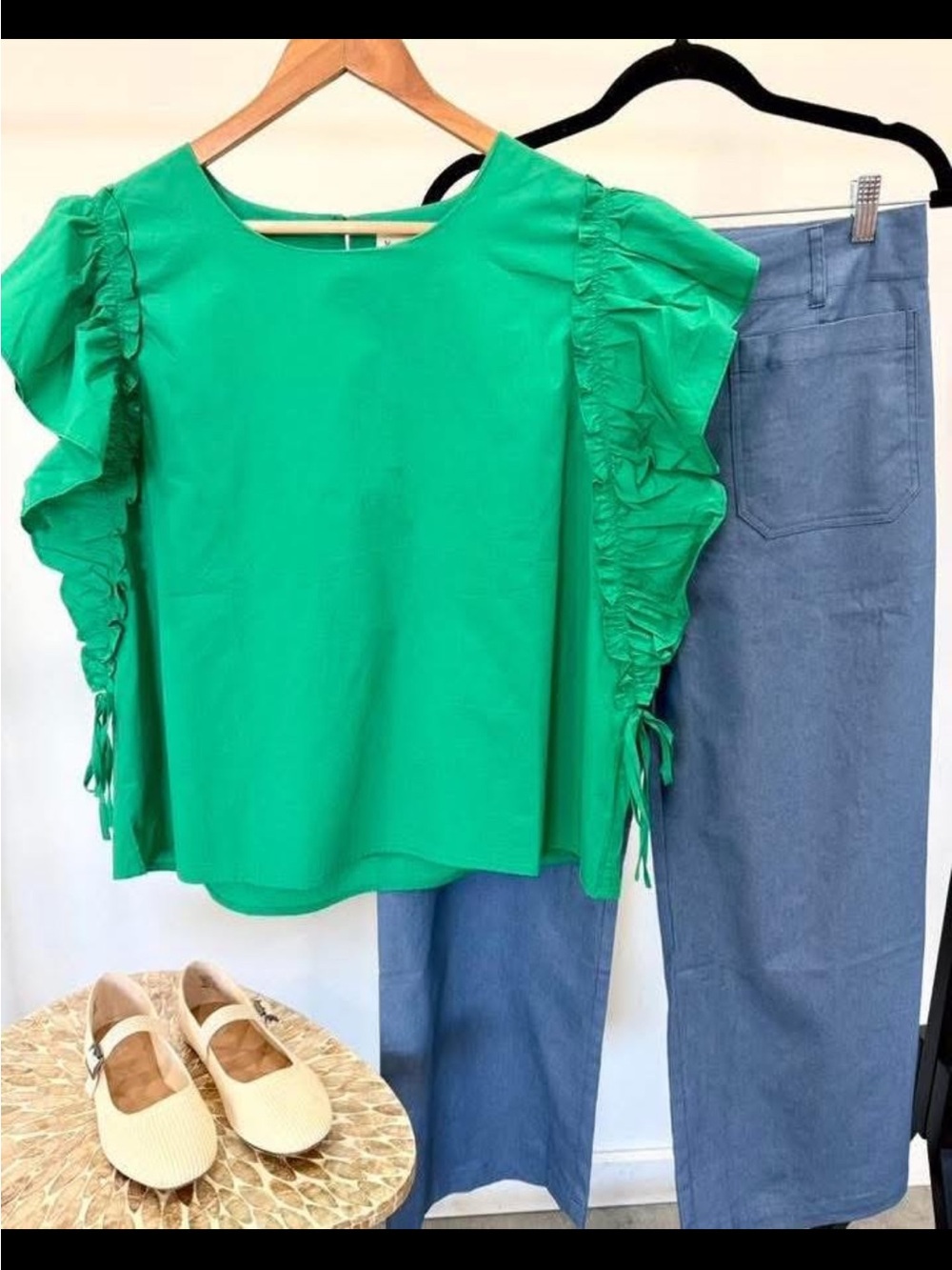 Zara Collection Relaxed Green Ruffle Sleeve Tee